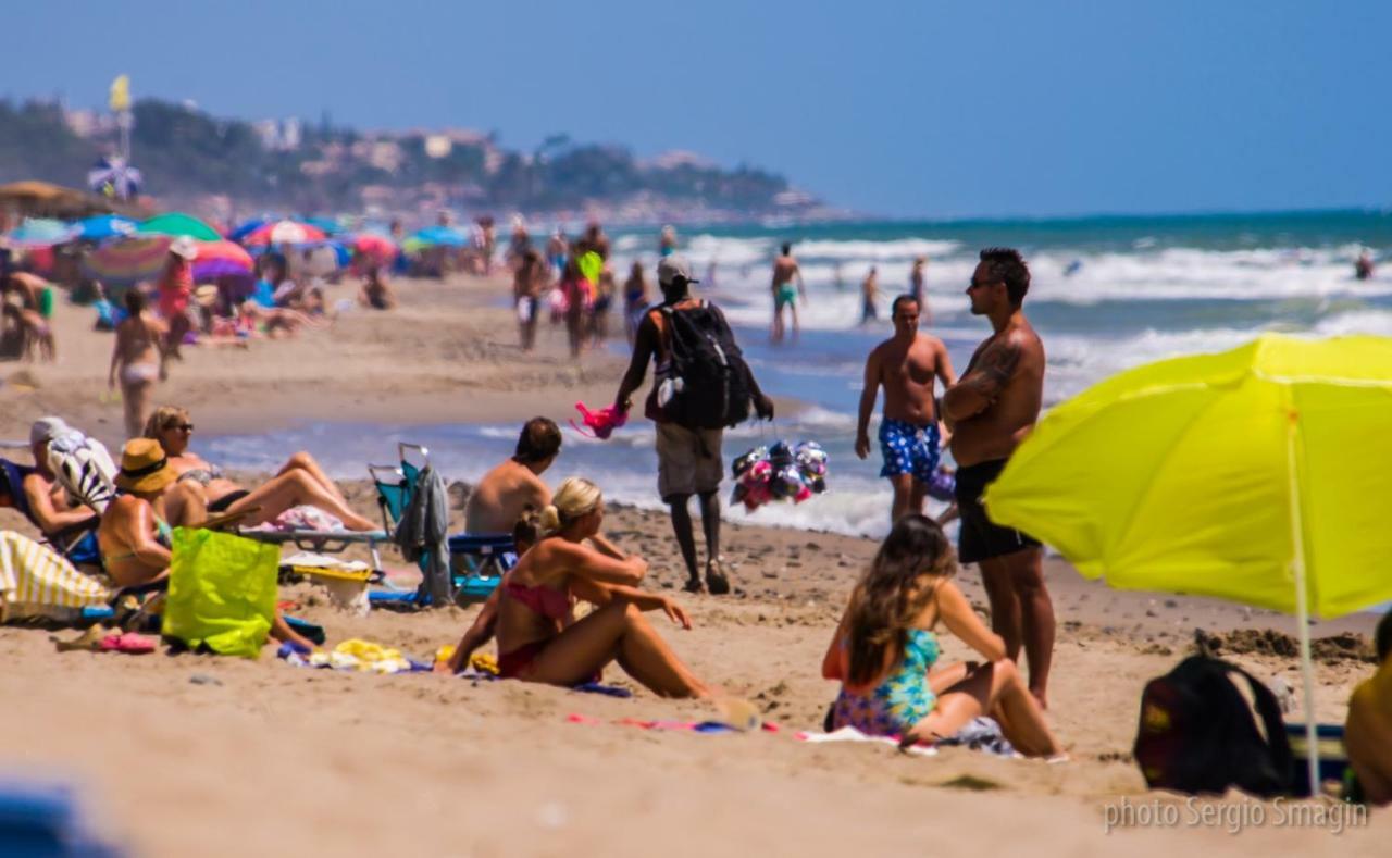 Apartamento Lomas De Mena, 21 - ático Con Vistas Al Mar - Piscina Y Barbacoa - Parking Gratis - Excelente Conexión Wifi Benalmádena