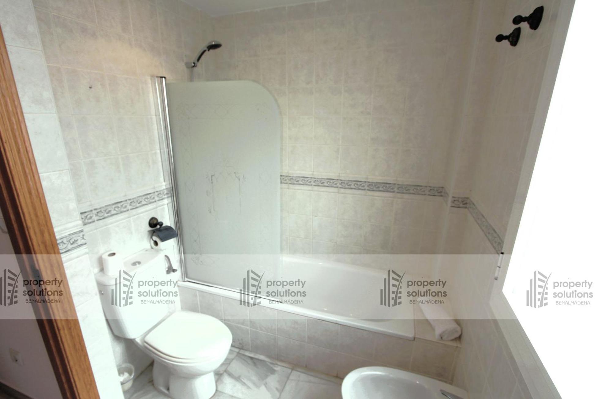 Lomas De Mena: Seaside Penthouse With Pool And Bbq Apartment